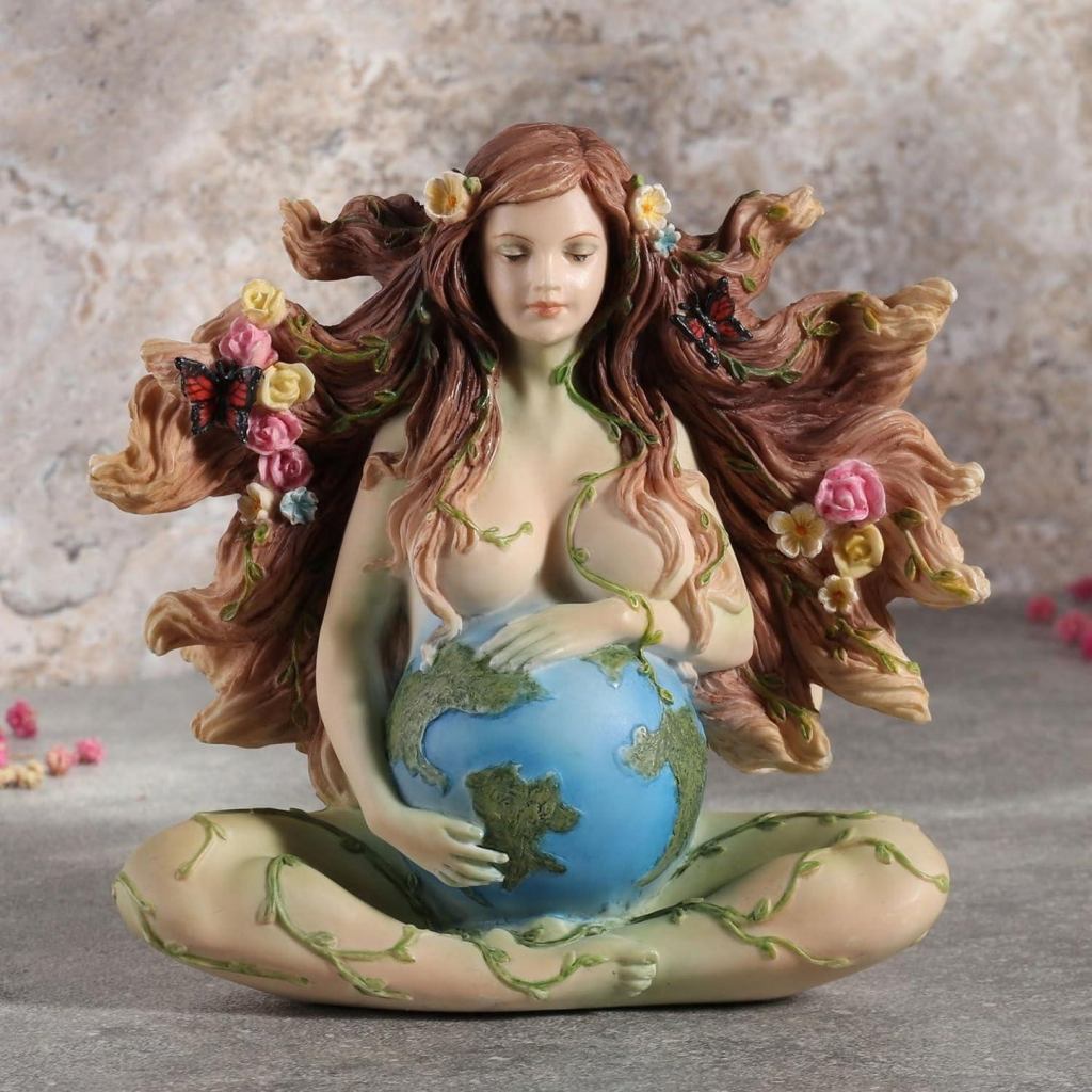 Great Goddess in Her Third Trimester&nbsp;😆